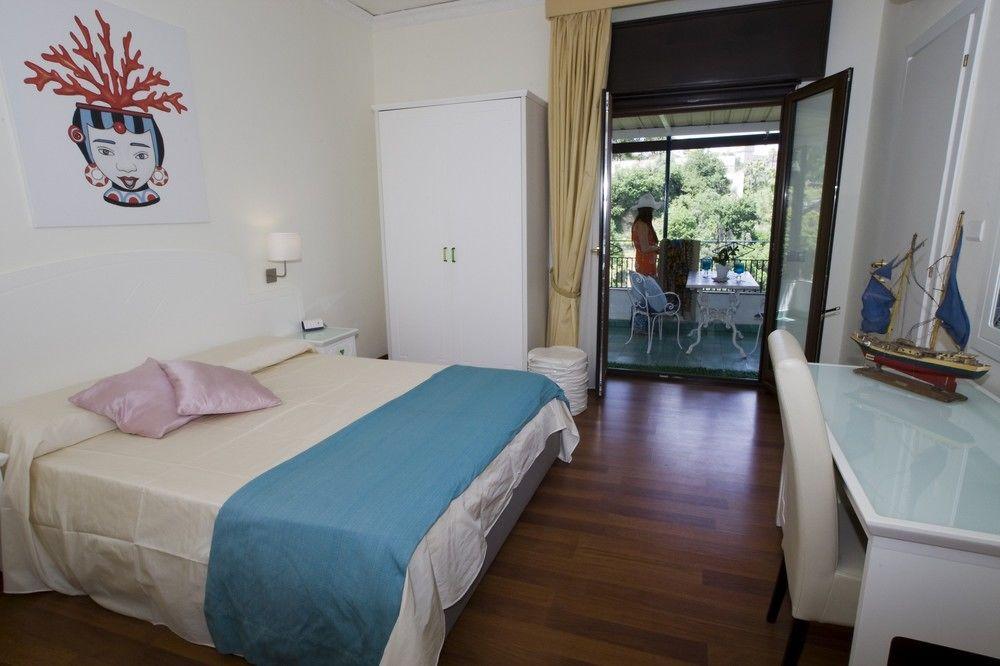 Hotel Oriente Vico Equense Esterno foto
